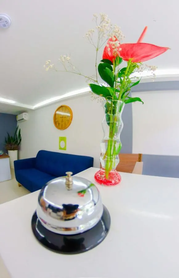 Hotel Boutique Laureles Медельин