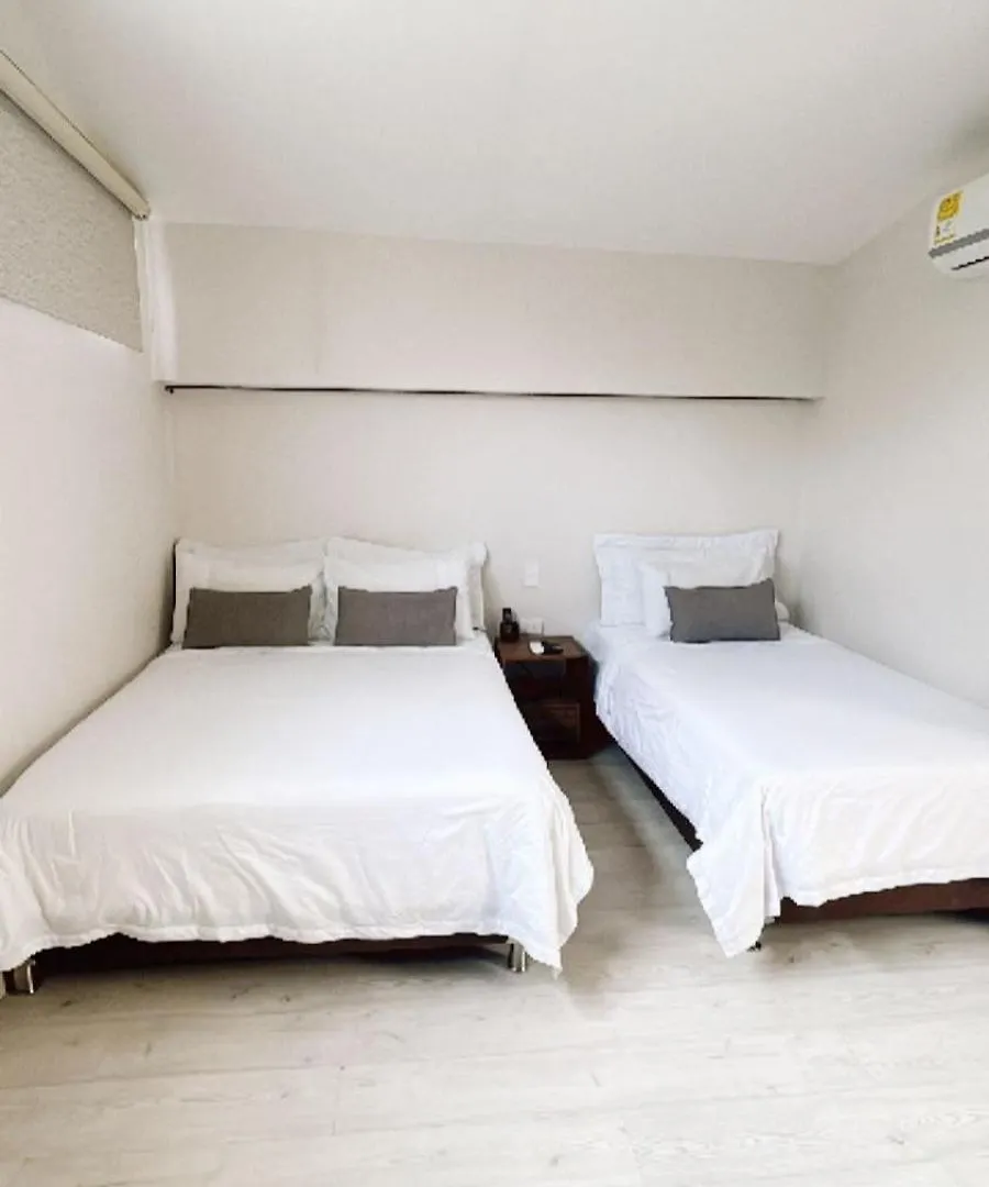 Hotel Boutique Laureles Медельин Колумбия