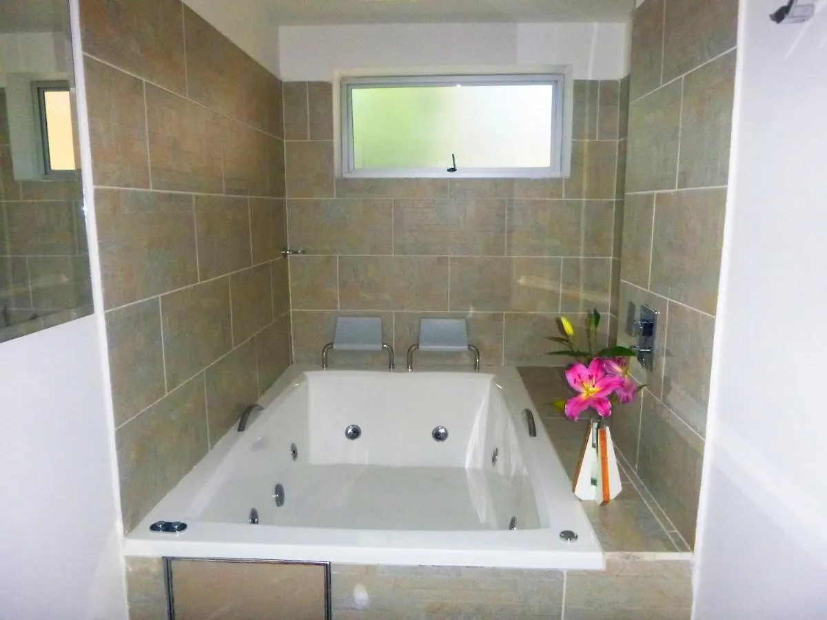 Hotel Boutique Laureles Медельин
